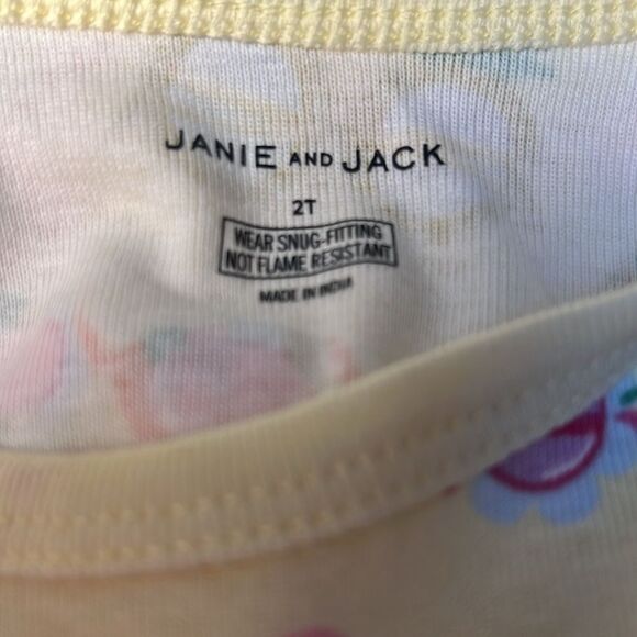 Janie and Jack 100049408 Good Night Short Pajama in Sunglass Stars size 2T NWT - Picture 3 of 9